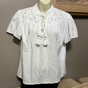 Knox Rose White Eyelet Blouse with Tassels Medium